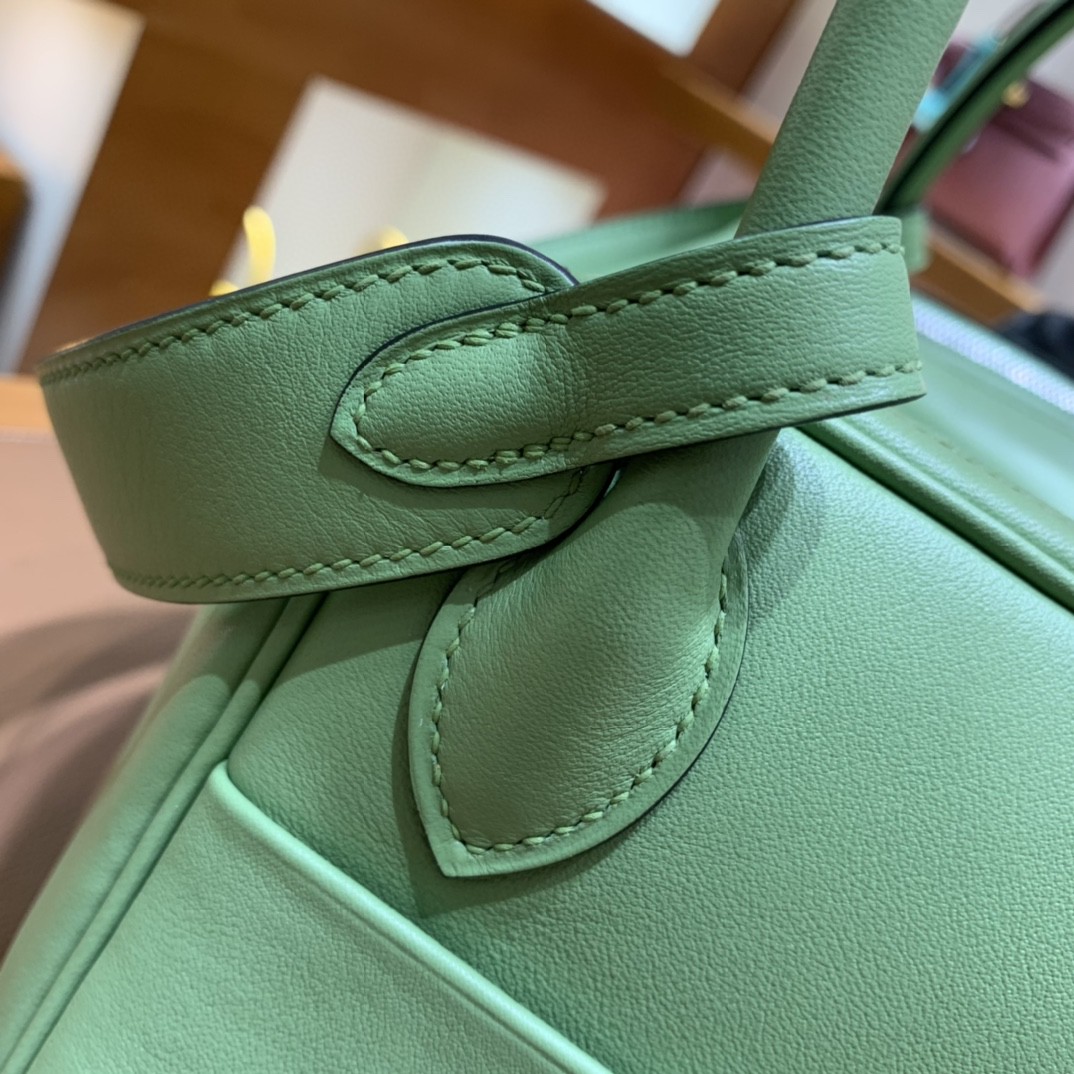 Hermès（爱马仕）Lindy 琳迪包 Swift 牛油果绿 银扣 26cm