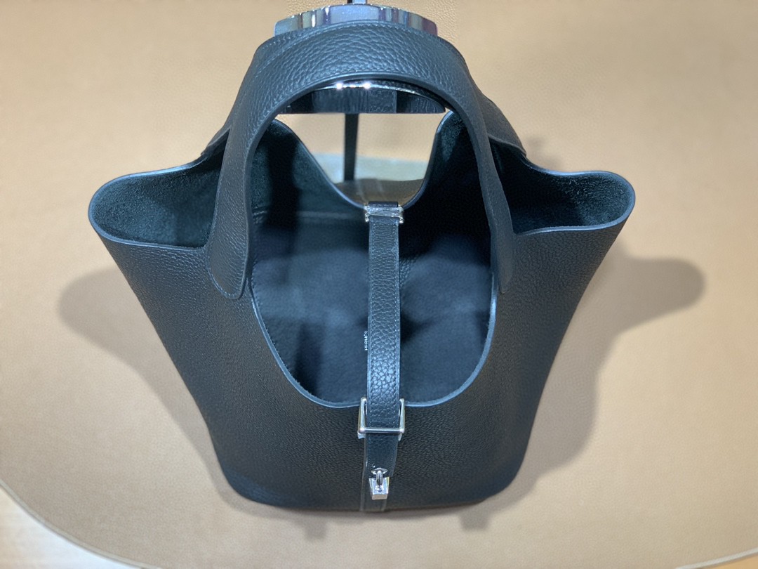 Hermès（爱马仕）Picotin 菜篮子 TC 黑色 银扣 22cm