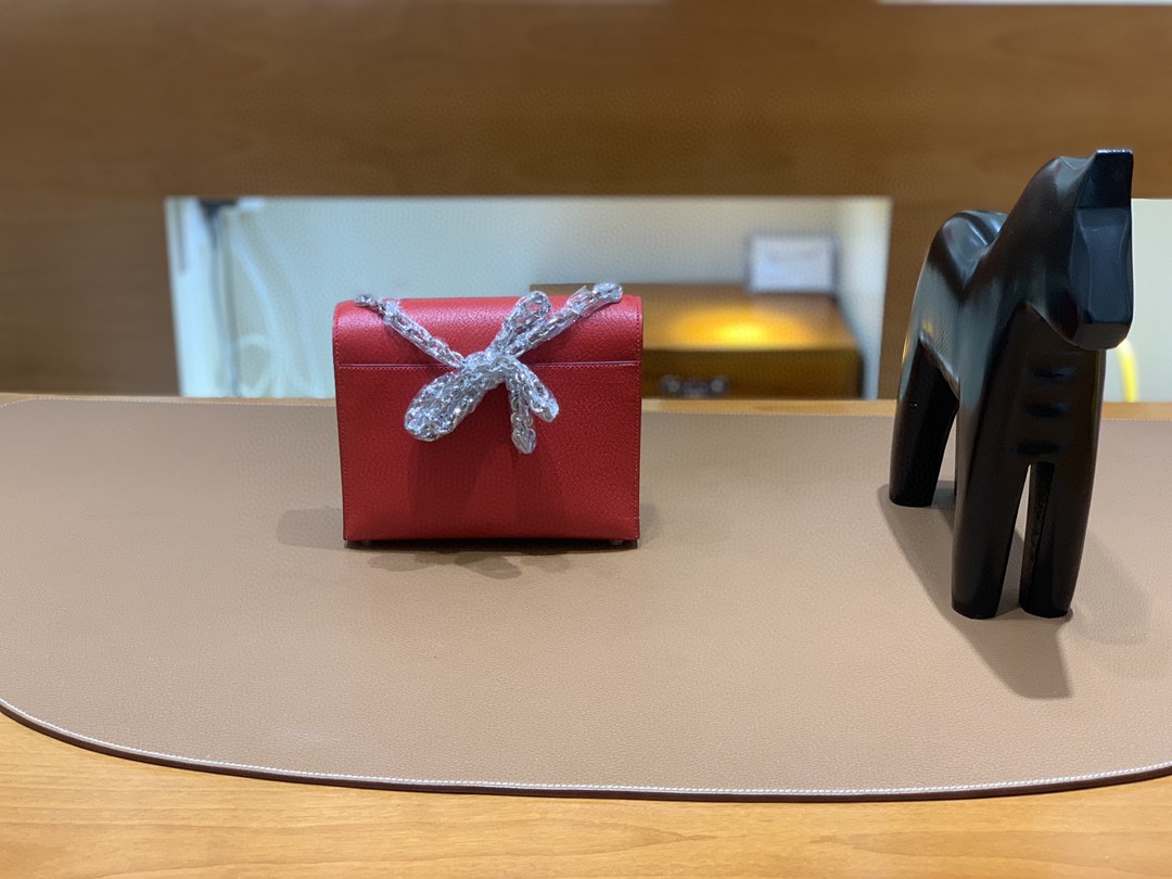 Hermès（爱马仕）Verrou 机枪包 山羊皮 Q5 国旗红 17cm 银扣