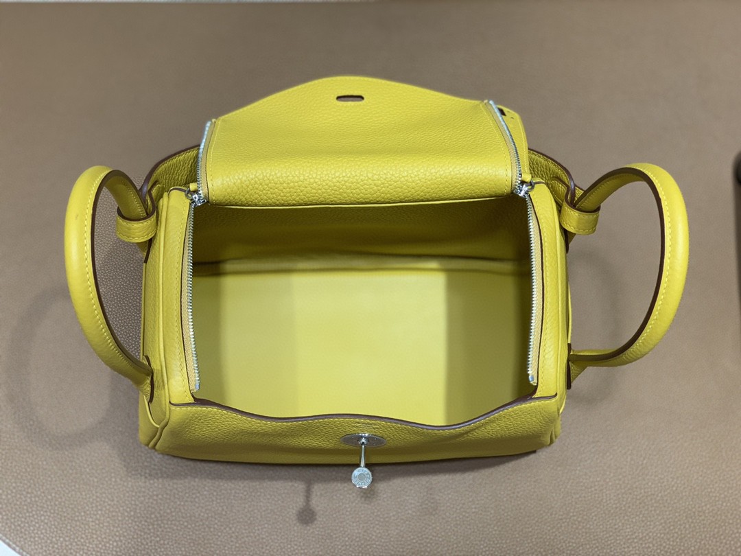 Hermès（爱马仕）Lindy 琳迪包 TC 琥珀黄 银扣 30cm
