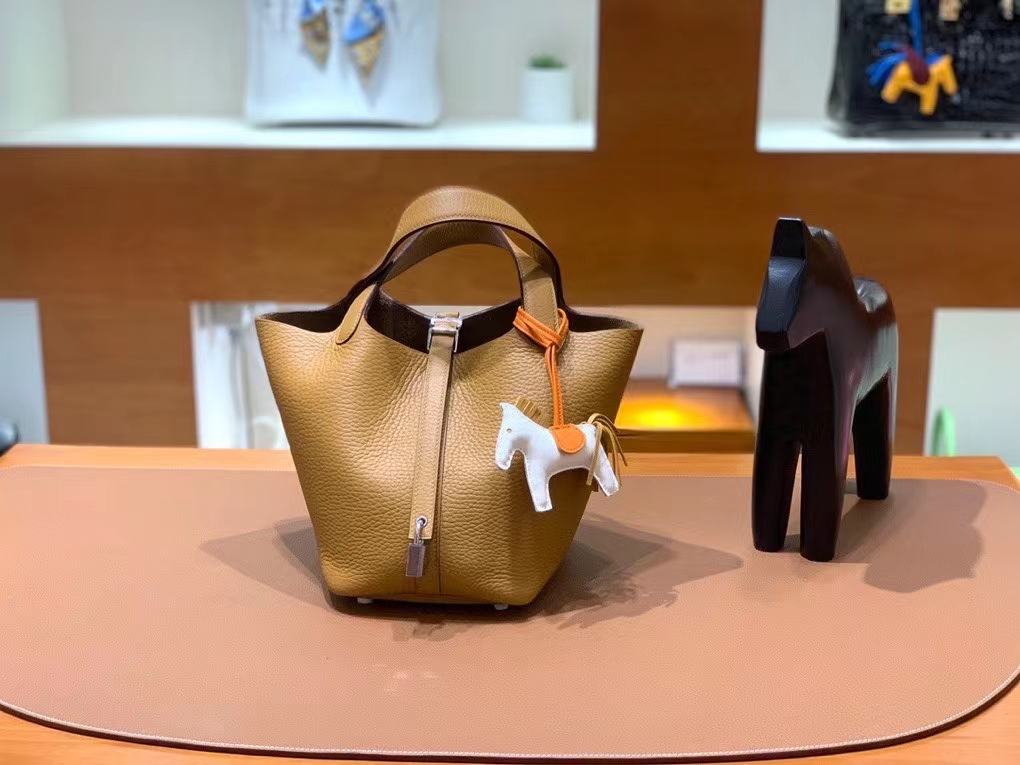 Hermès（爱马仕）Picotin 菜篮子 TC皮 芝麻色 银扣 18cm