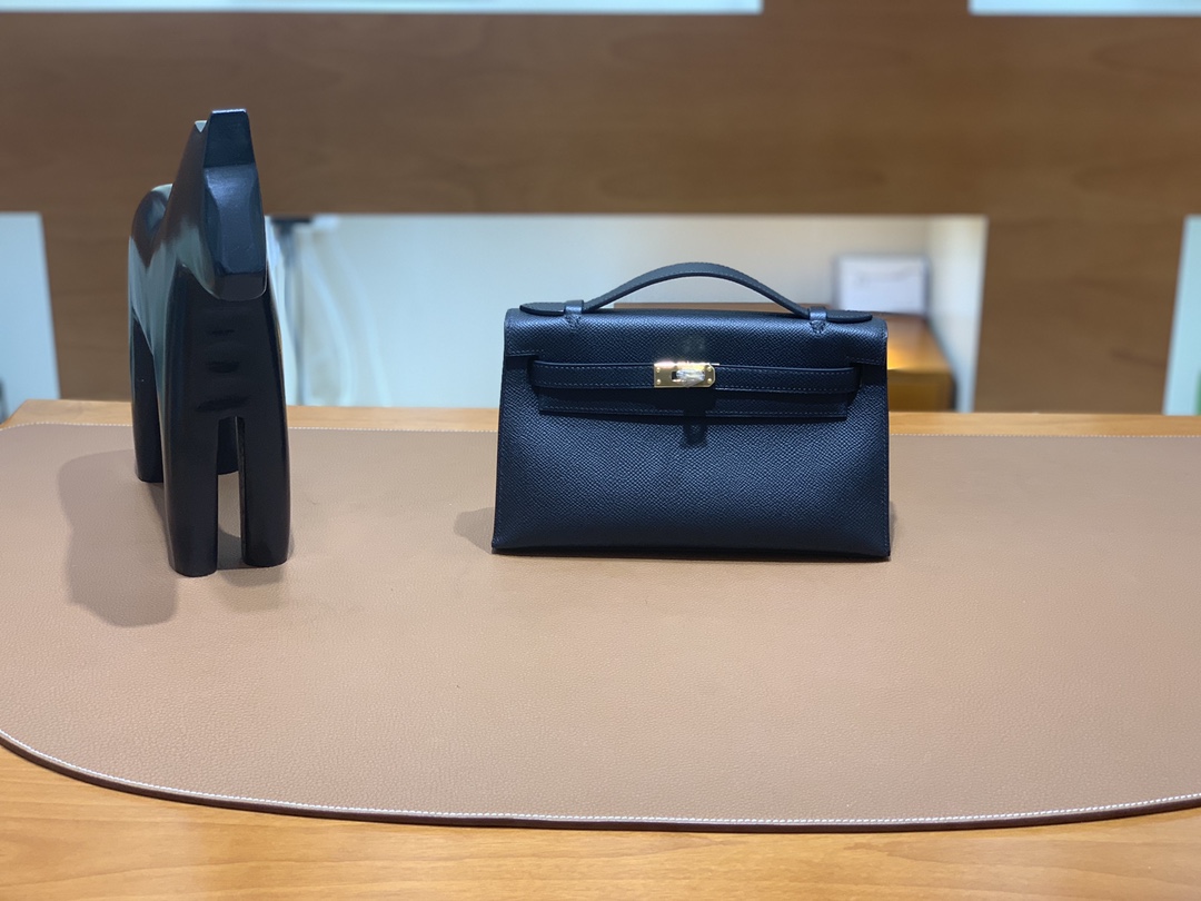 Hermès（爱马仕）Kelly Pochette 迷你凯莉 epsom 黑色 金扣 22cm