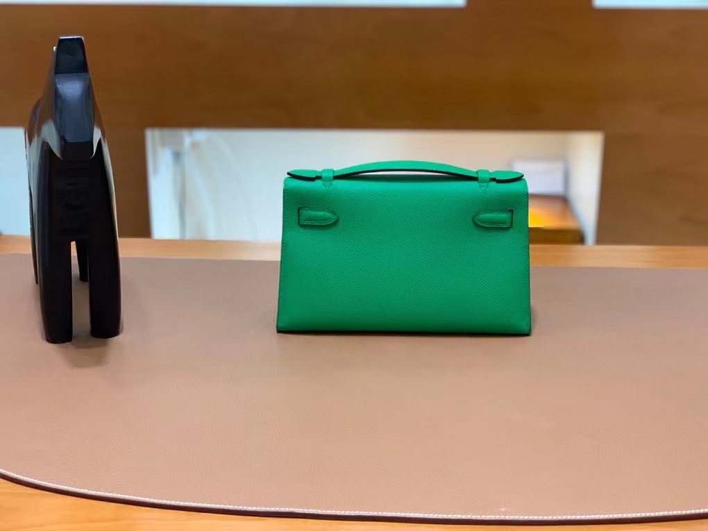 Hermès（爱马仕） mini Kelly Pochette Epsom 竹子绿 银扣 22cm