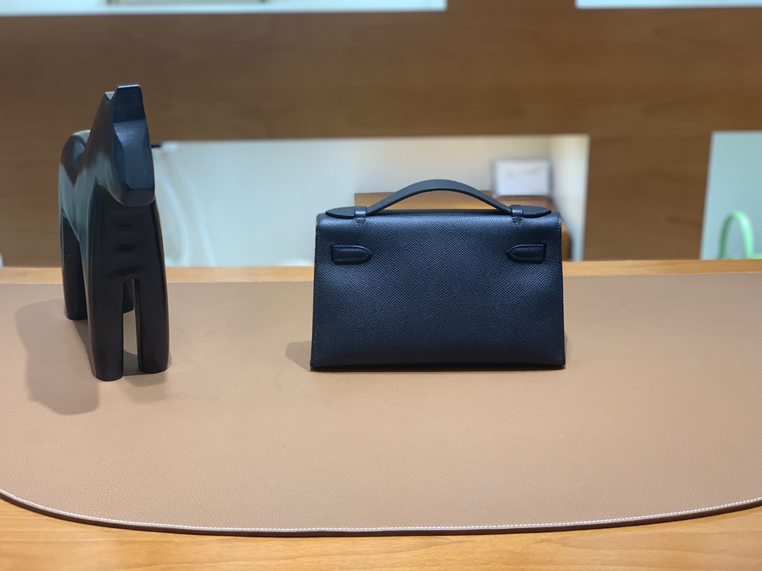 Hermès（爱马仕）Kelly Pochette 迷你凯莉 epsom 黑色 金扣 22cm