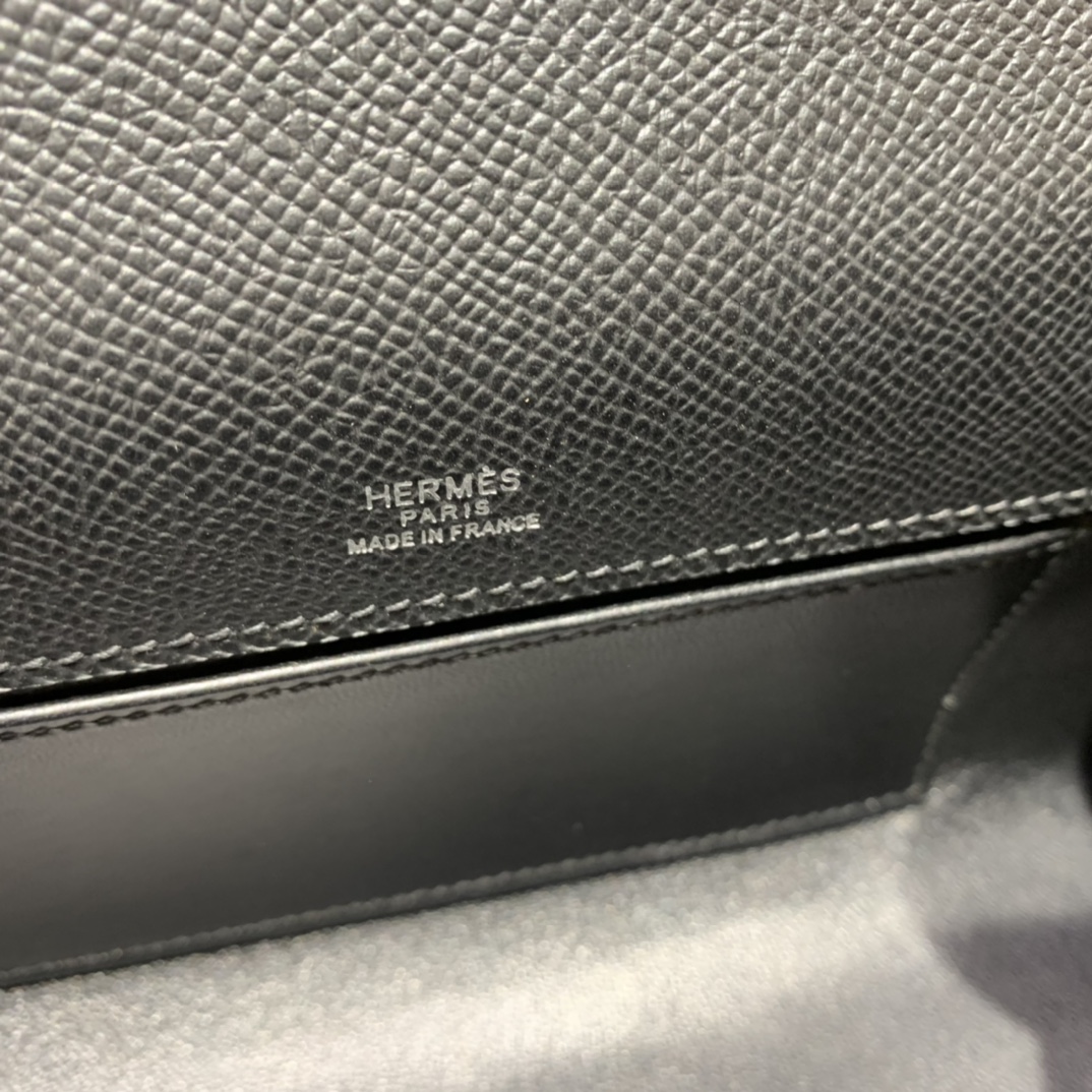Hermès（爱马仕）Kelly Pochette 迷你凯莉 epsom 黑色 银扣 22cm