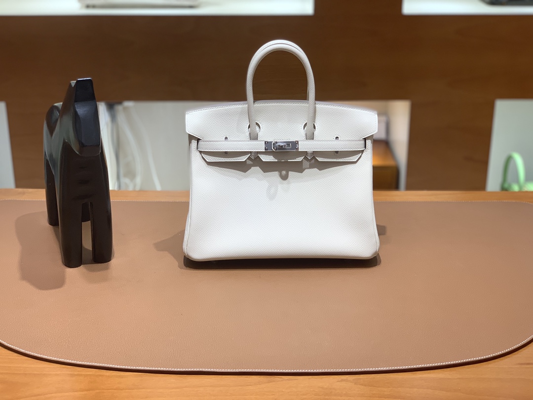 Hermès（爱马仕）Birkin 铂金包 Epsom 奶昔白 银扣 25cm