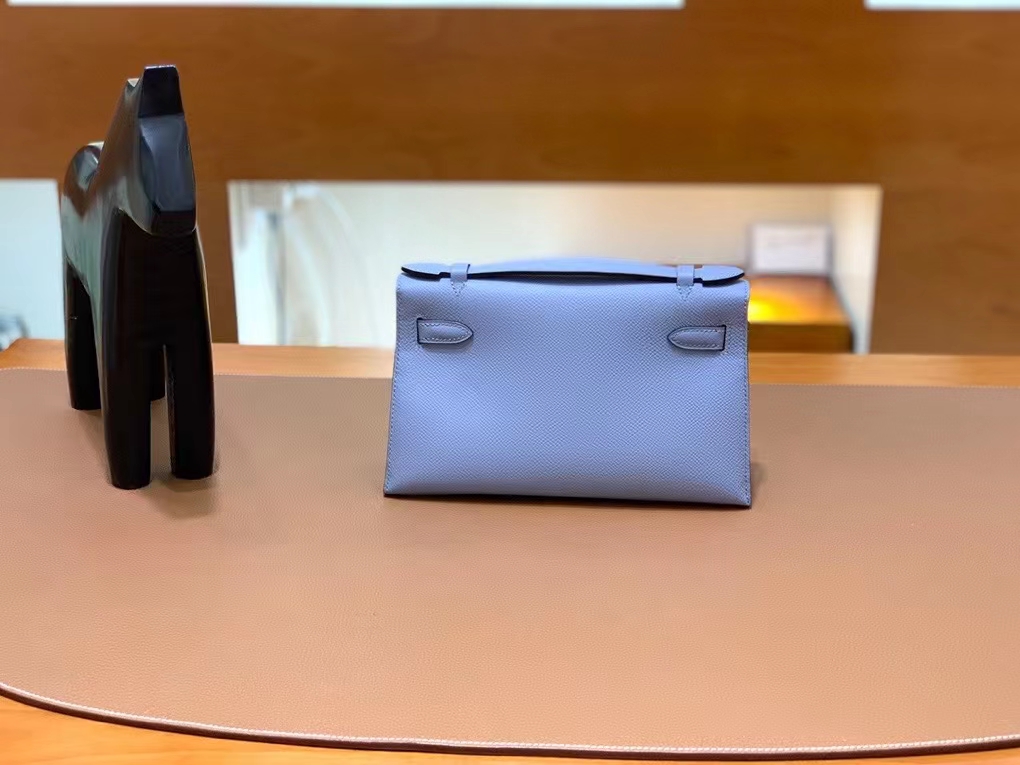 Hermès（爱马仕） mini Kelly Pochette Epsom 亚麻蓝 金扣 22cm