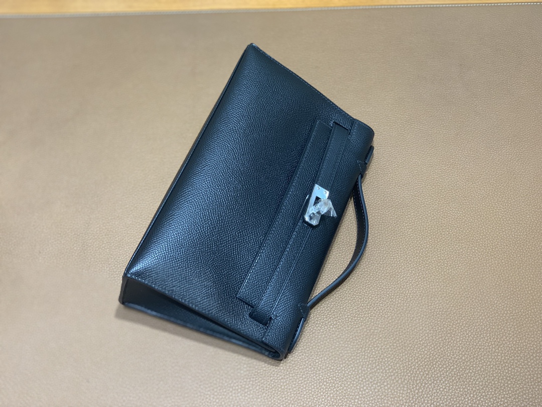 Hermès（爱马仕）Kelly Pochette 迷你凯莉 epsom 黑色 银扣 22cm
