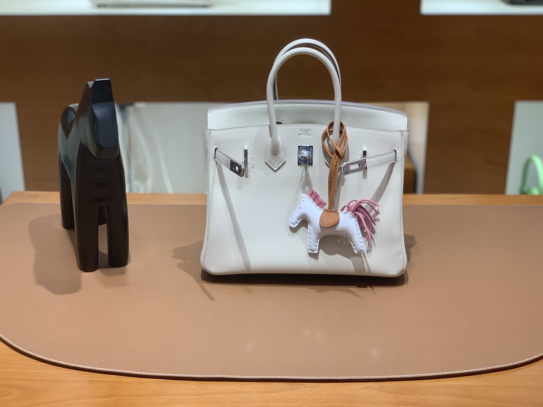 Hermès（爱马仕）Birkin 铂金包 Epsom 奶昔白 银扣 25cm