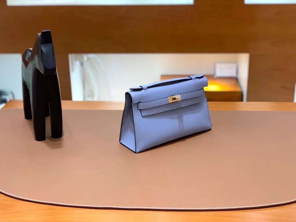 Hermès（爱马仕） mini Kelly Pochette Epsom 亚麻蓝 金扣 22cm