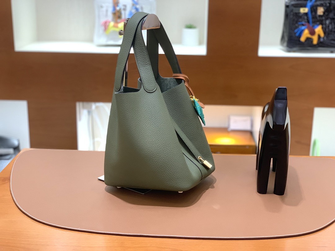 Hermès（爱马仕）Picotin 菜篮子 TC 丛林绿 金扣 22cm
