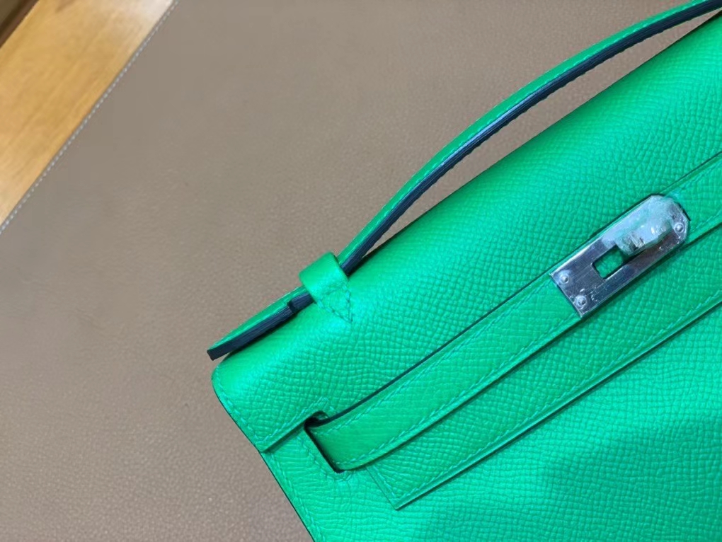 Hermès（爱马仕） mini Kelly Pochette Epsom 竹子绿 银扣 22cm