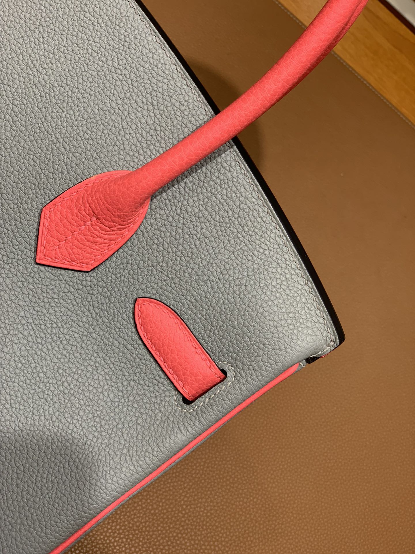 Hermès（爱马仕）Birkin 铂金包 Togo 海鸥灰 拼 唇膏粉 金扣 30cm