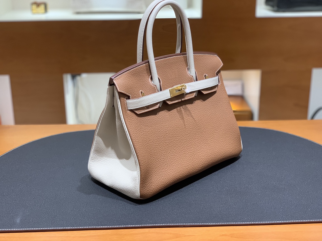 Hermès（爱马仕）Birkin 铂金包 Togo 金棕色 拼 奶昔白 金扣 30cm