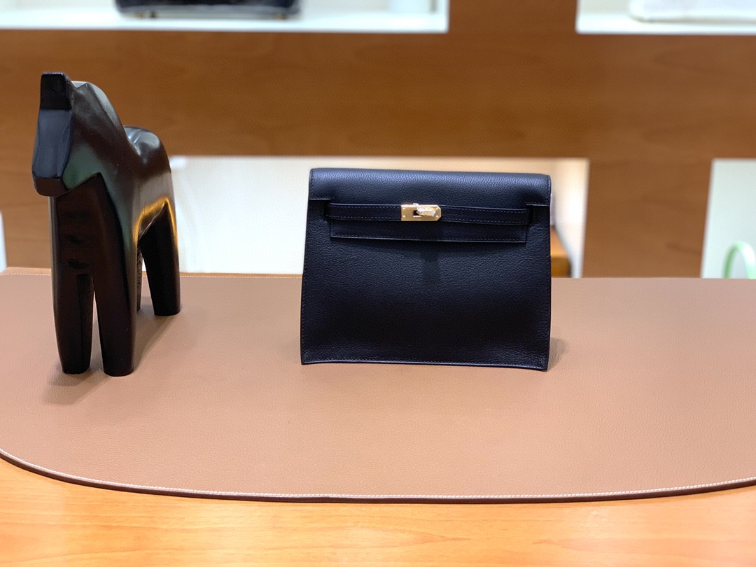 Hermès（爱马仕）Kelly danse 跳舞包 Ever color 黑色 金扣 22cm