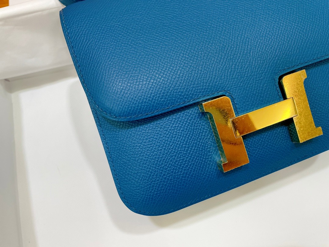 Hermès（爱马仕）Constance 康康 epsom 伊兹密尔蓝 金扣 19cm