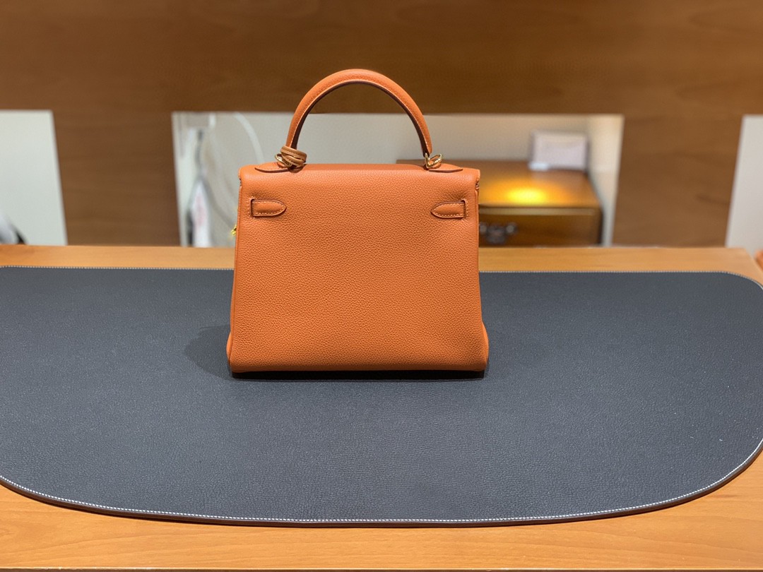 Hermès（爱马仕）Kelly 凯莉包 Togo 橙色 金扣 25cm
