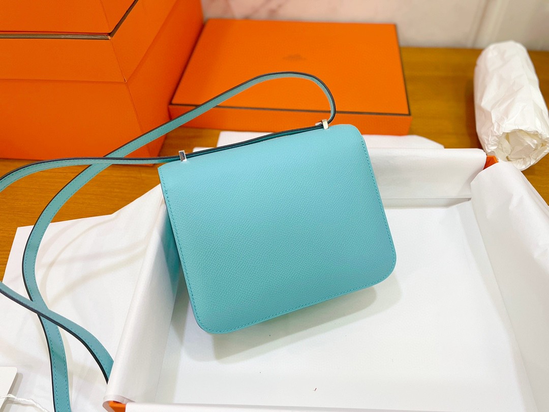 Hermès（爱马仕）Constance 康康 epsom 马卡龙蓝 银扣 19cm
