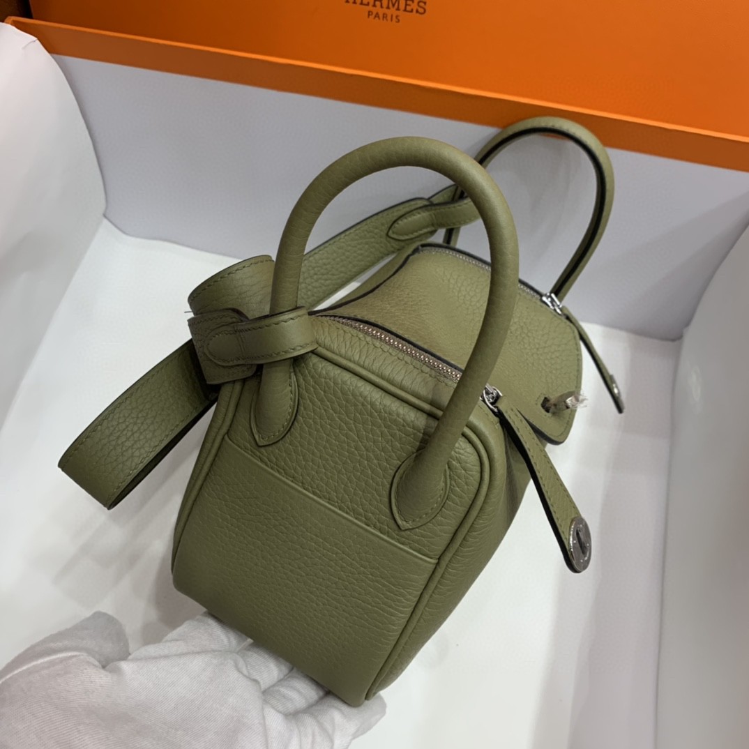 Hermès（爱马仕）mini Lindy 迷你琳迪包 TC皮 Q1 鼠尾草绿 银扣 20cm