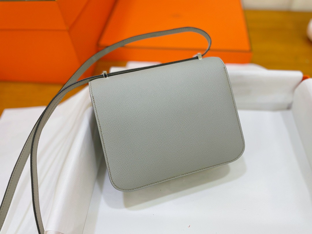 Hermès（爱马仕）Constance 康康 epsom 海鸥灰 银扣 19cm