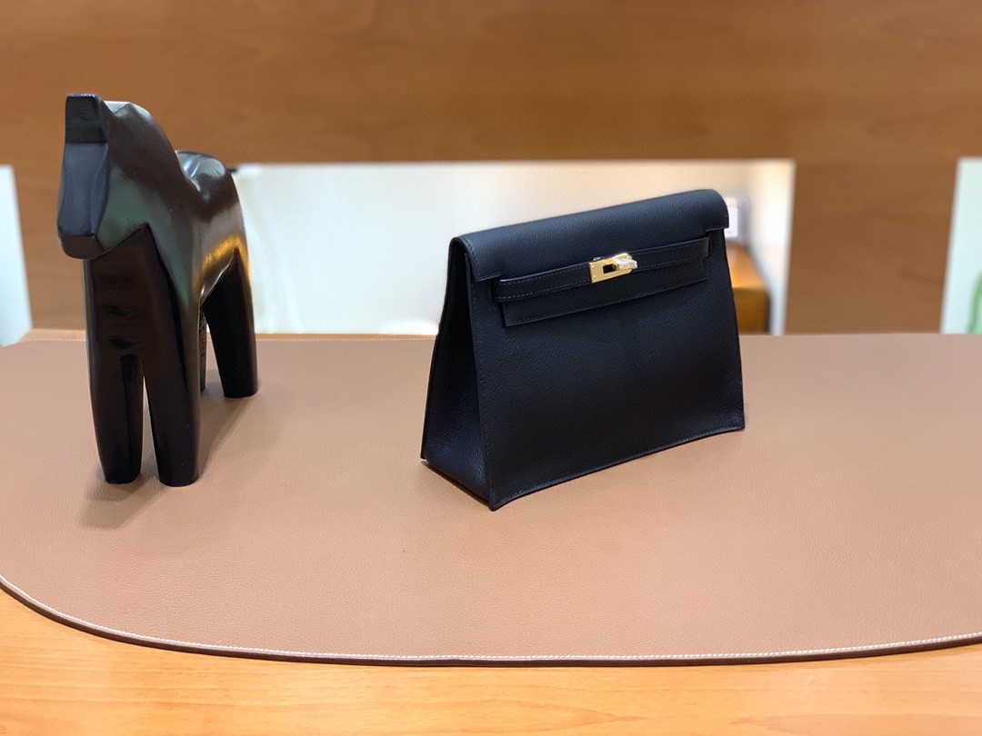Hermès（爱马仕）Kelly danse 跳舞包 Ever color 黑色 金扣 22cm