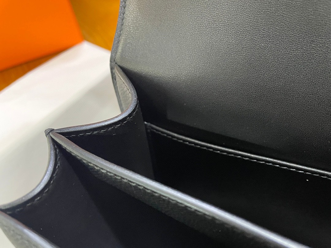 Hermès（爱马仕）Constance 康康 epsom 黑色 金扣 19cm