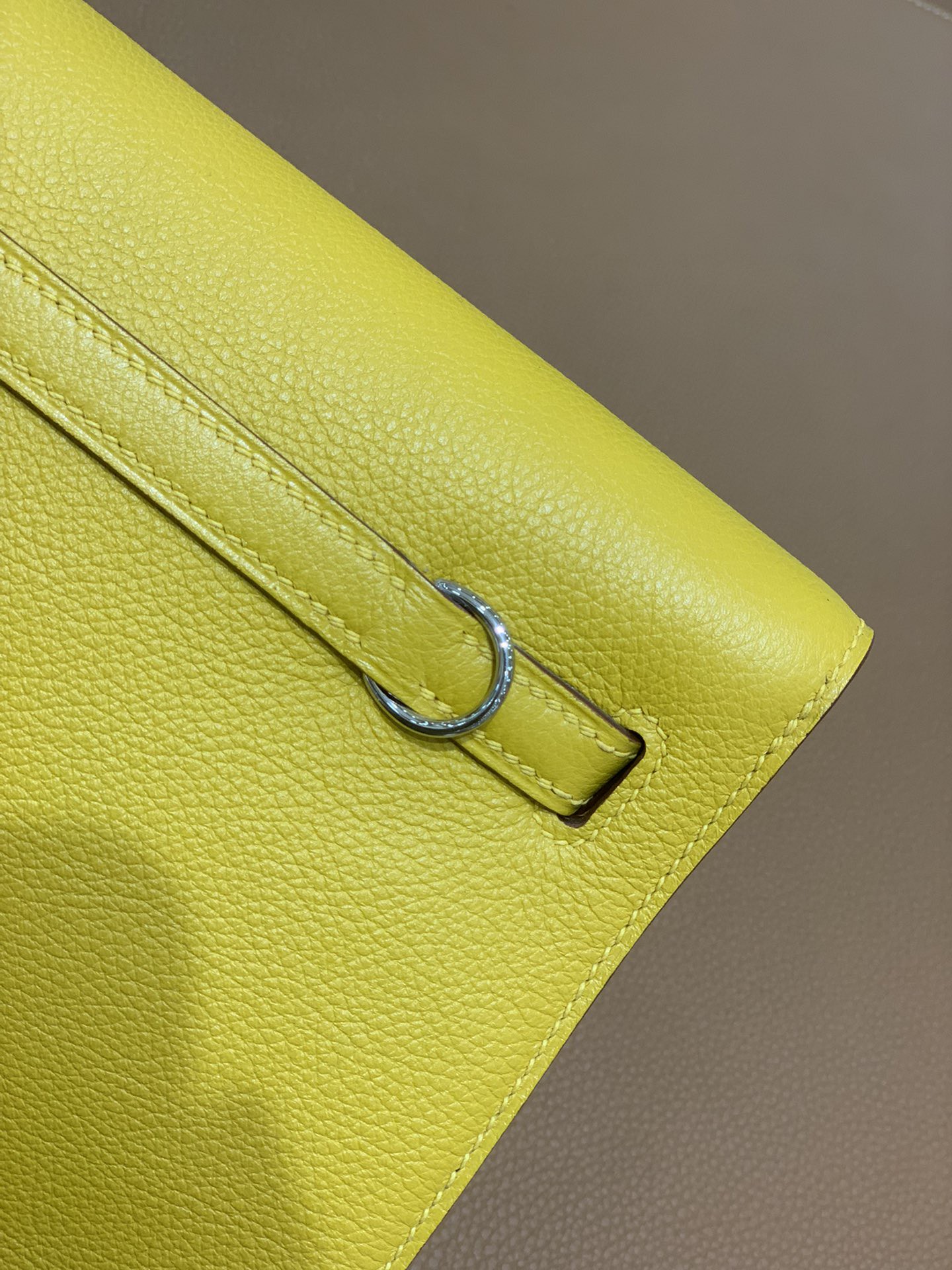 Hermès（爱马仕）Kelly danse 跳舞包 Ever color 琥珀黄 银扣 22cm