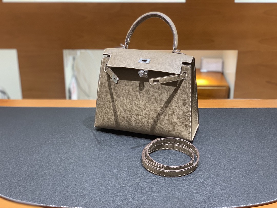 Hermès（爱马仕）Kelly 凯莉包 Epsom 大象灰 银扣 25cm
