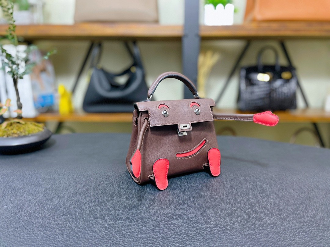 Hermès（爱马仕）Kelly doll 娃娃包 swift 巧克力色 拼 国旗红 银扣 16cm
