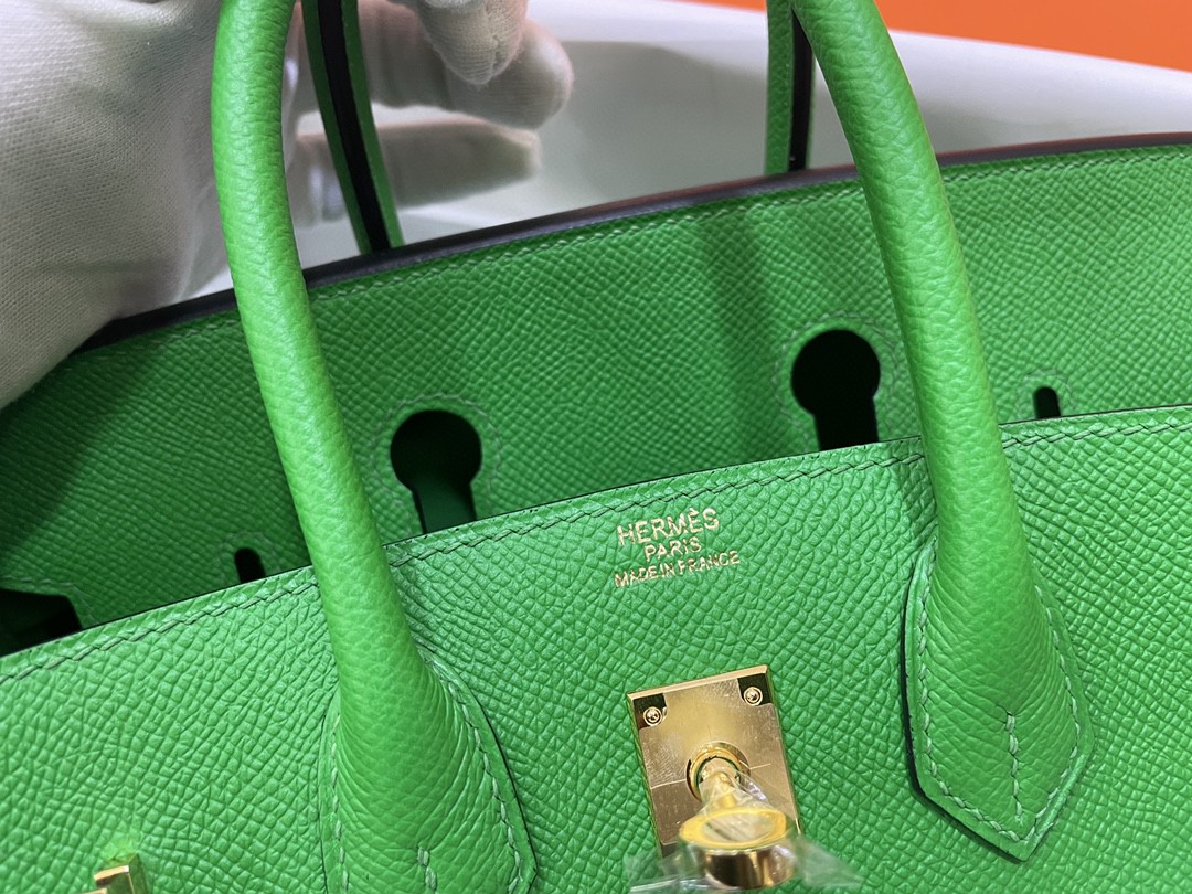 Hermès（爱马仕）Birkin 铂金包 Epsom 竹子绿 金扣 25cm