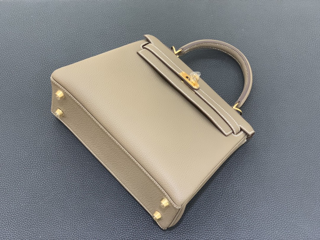 Hermès（爱马仕）Kelly 凯莉包 Togo 大象灰 金扣 25cm