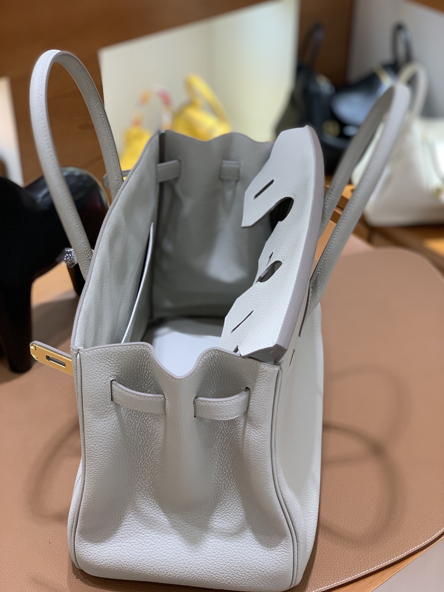 Hermès（爱马仕）Birkin 铂金包 Togo 珍珠灰 金扣 35cm