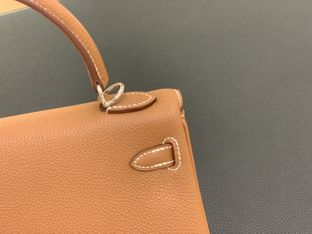 Hermès（爱马仕）Kelly 凯莉包 Togo 金棕色 银扣 25cm
