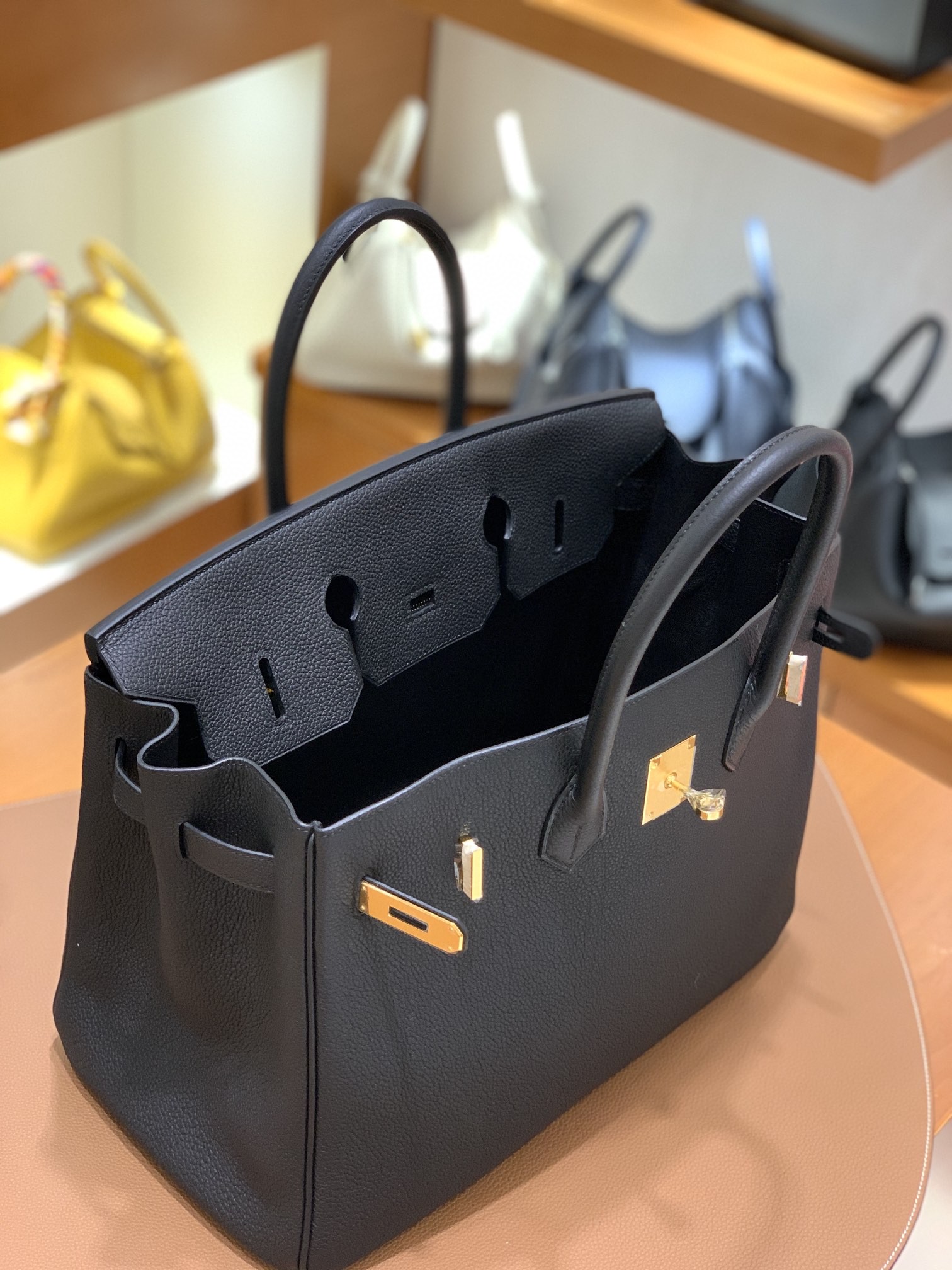 Hermès（爱马仕）Birkin 铂金包 Togo 黑色 金扣 35cm