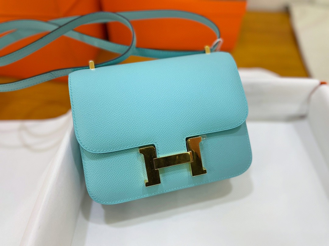 Hermès（爱马仕）Constance 康康 epsom 马卡龙蓝 金扣 19cm