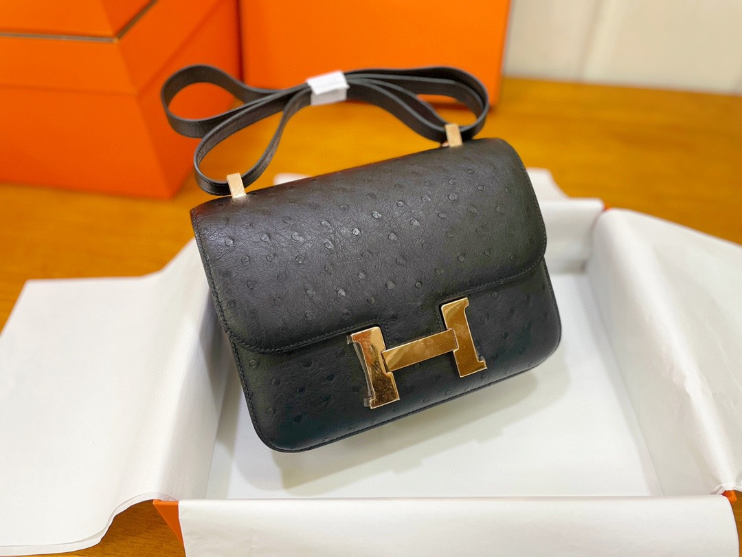 Hermès（爱马仕）Constance 康斯坦斯 鸵鸟皮 黑色 玫瑰金扣 23cm