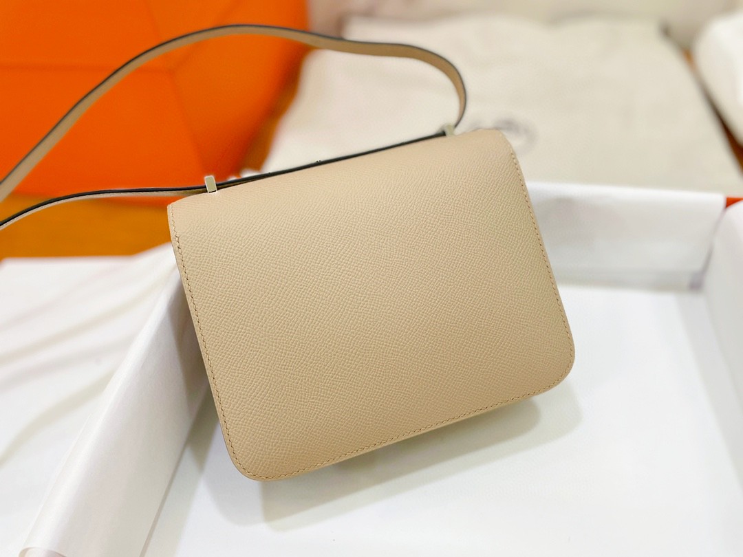 Hermès（爱马仕）Constance 康康 epsom 风衣灰 银扣 19cm