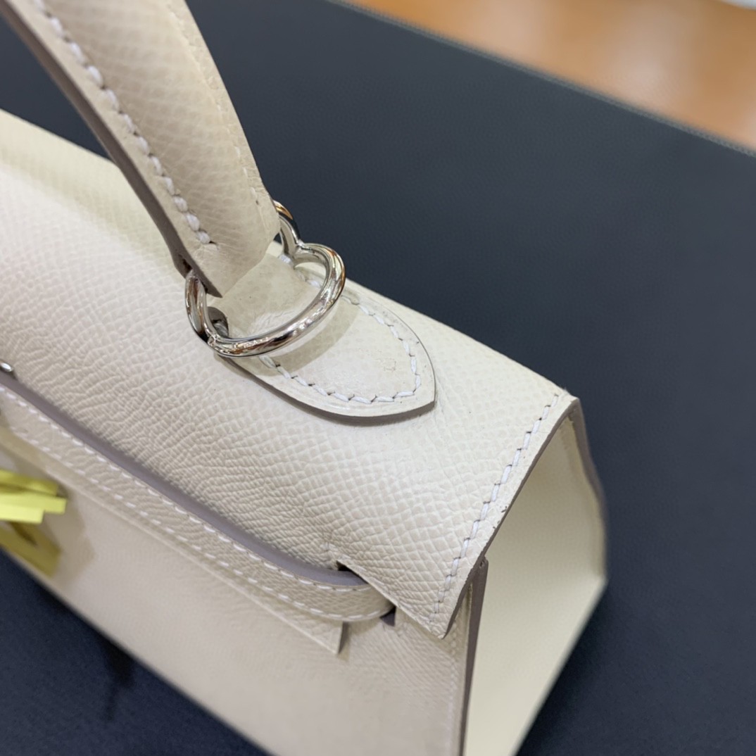 Hermès（爱马仕）Kelly 凯莉包 Epsom 奶昔白 银扣 25cm