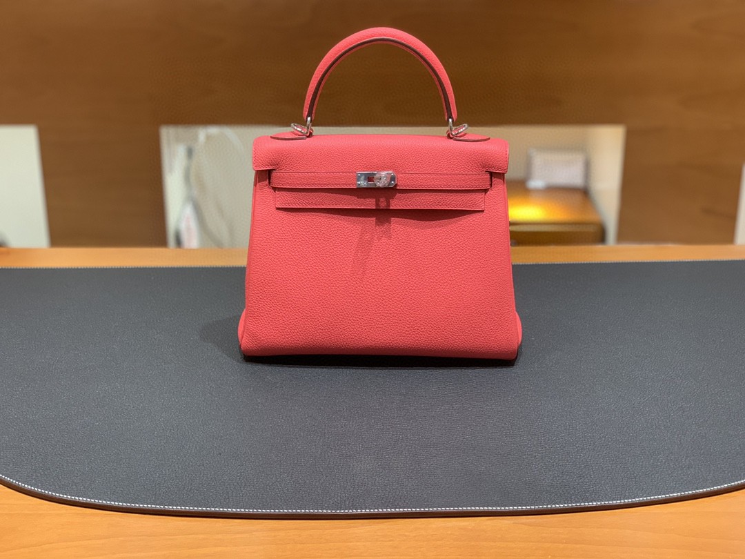 Hermès（爱马仕）Kelly 凯莉包 Togo 8W 唇膏粉 银扣 25cm