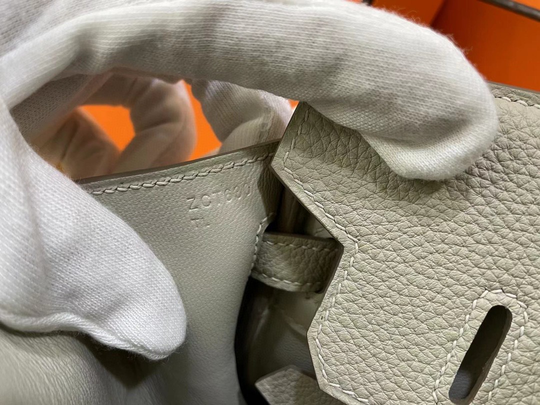 Hermès（爱马仕）Birkin 铂金包 Togo 珍珠灰 金扣 25cm