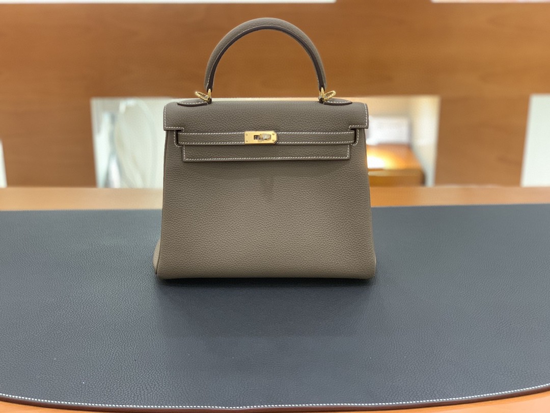 Hermès（爱马仕）Kelly 凯莉包 Togo 大象灰 金扣 25cm