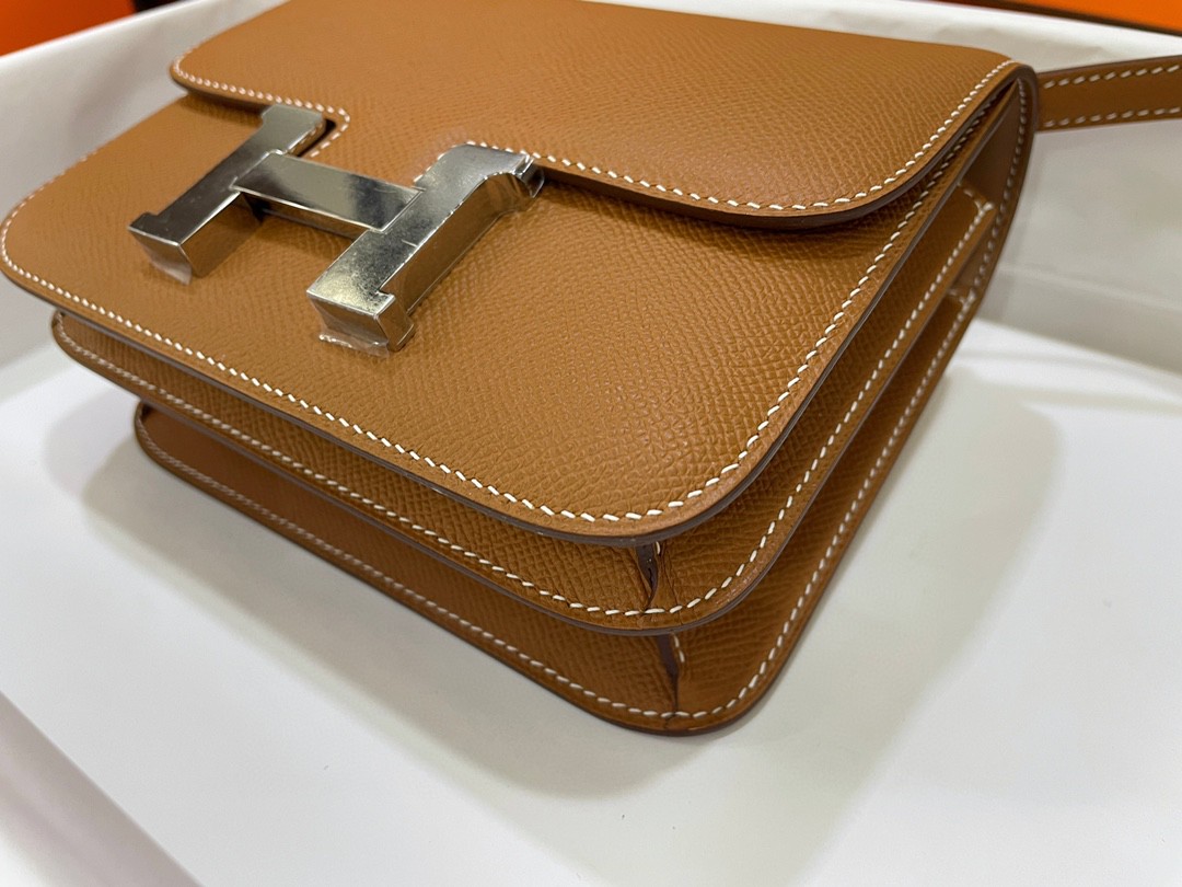 Hermès（爱马仕）Constance 康康 epsom 金棕色 银扣 19cm