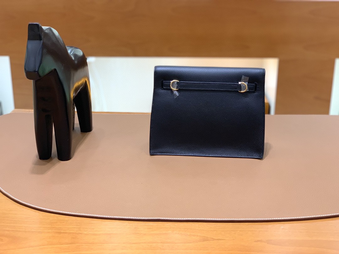 Hermès（爱马仕）Kelly danse 跳舞包 Ever color 黑色 金扣 22cm