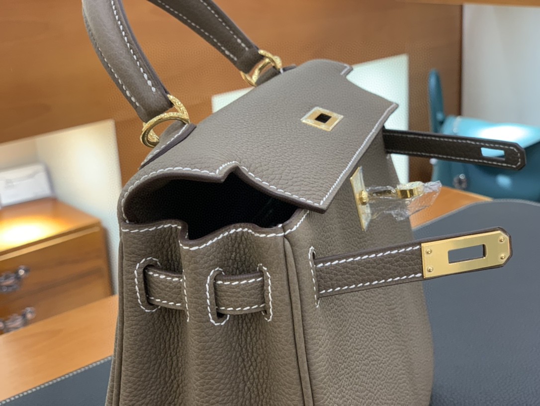 Hermès（爱马仕）Kelly 凯莉包 Togo 大象灰 金扣 25cm