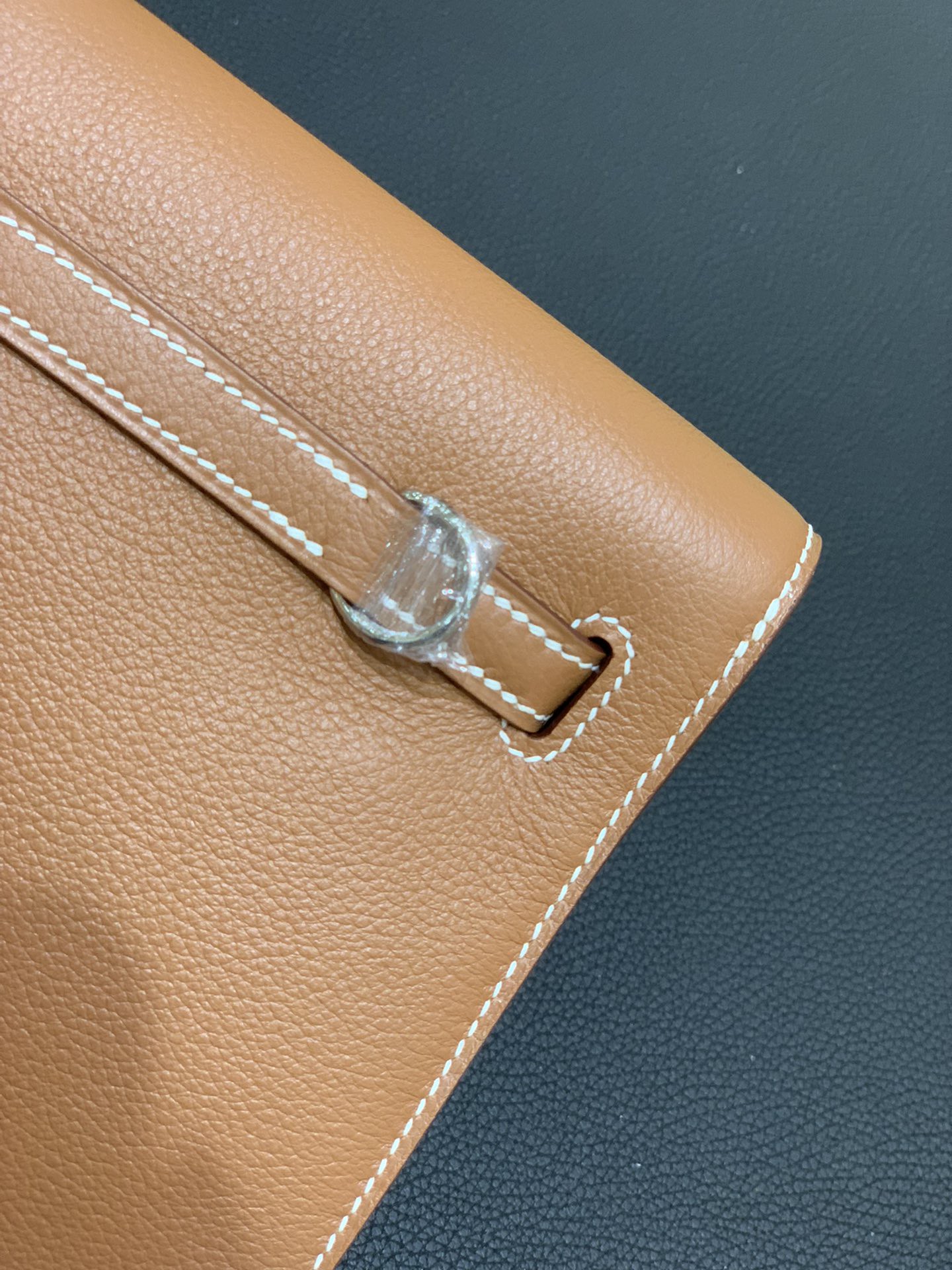 Hermès（爱马仕）Kelly danse 跳舞包 Ever color 金棕色 银扣 22cm