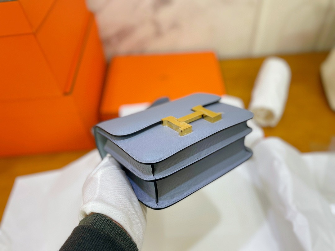 Hermès（爱马仕）Constance 康康 epsom 亚麻蓝 金扣 19cm