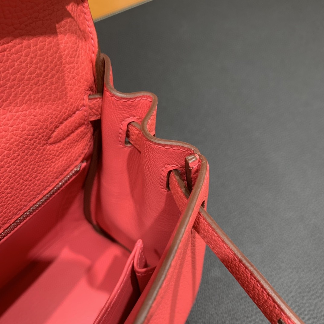 Hermès（爱马仕）Kelly 凯莉包 Togo 8W 唇膏粉 银扣 25cm