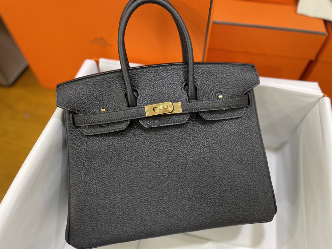 Hermès（爱马仕）Birkin 铂金包 Togo 黑色 金扣 25cm