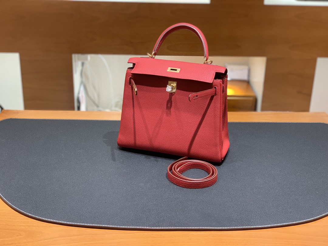 Hermès（爱马仕）Kelly 凯莉包 Togo 国旗红 金扣 25cm