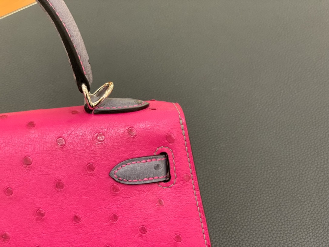 Hermès（爱马仕）Kelly 凯莉包 鸵鸟皮 桃红 拼 玛瑙灰 银扣 25cm